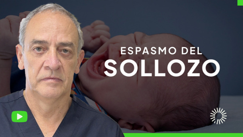 <p>Si tu hijo deja de respirar, se pone morado o incluso pierde el conocimiento cuando llora, es posible que est&eacute; experimentando un espasmo del sollozo. Como pediatra, s&eacute; lo aterrador que puede ser para los padres presenciar esto, pero en este video te explicar&eacute; todo lo que necesitas saber para manejarlo con tranquilidad.<br />
<br />
&nbsp;Te contar&eacute;:</p>

<ul>
	<li>&nbsp;Qu&eacute; es el espasmo del sollozo y por qu&eacute; ocurre.</li>
	<li>&nbsp;Si representa un peligro para la salud de tu hijo.</li>
	<li>&nbsp;C&oacute;mo actuar en el momento y cu&aacute;ndo acudir al m&eacute;dico.</li>
</ul>
