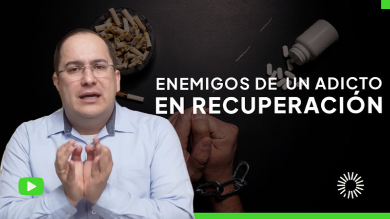 <p>Salir de la adicci&oacute;n no es solo dejar de consumir, es enfrentar obst&aacute;culos que pueden hacerte recaer.&nbsp; &iquest;Cu&aacute;les son los enemigos silenciosos que amenazan la recuperaci&oacute;n?</p>

<ul>
	<li>&nbsp;En este video, Juan Camilo te revelar&aacute;:</li>
	<li>&nbsp;Las 5 trampas m&aacute;s peligrosas que enfrentan los adictos en recuperaci&oacute;n.</li>
	<li>&nbsp;C&oacute;mo reconocer y superar los mayores riesgos de una reca&iacute;da.</li>
	<li>&nbsp;Herramientas para mantenerte firme en el proceso de sanaci&oacute;n.</li>
</ul>

<p><br />
Recuperarse es posible, pero hay que estar preparado.</p>